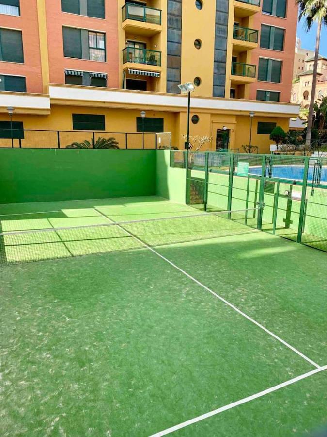 Apto. Lujo Primera Linea Playa Del Bajondillo Torremolinos Eksteriør billede